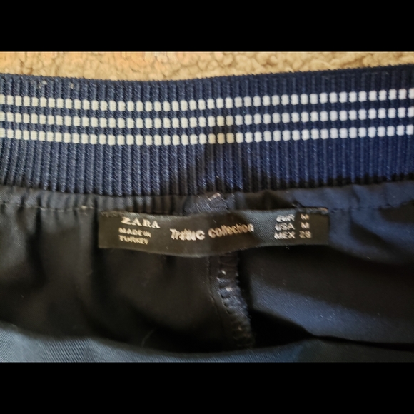 ZARA Trafaluc Collection Cropped Pants Size M - Picture 6 of 6